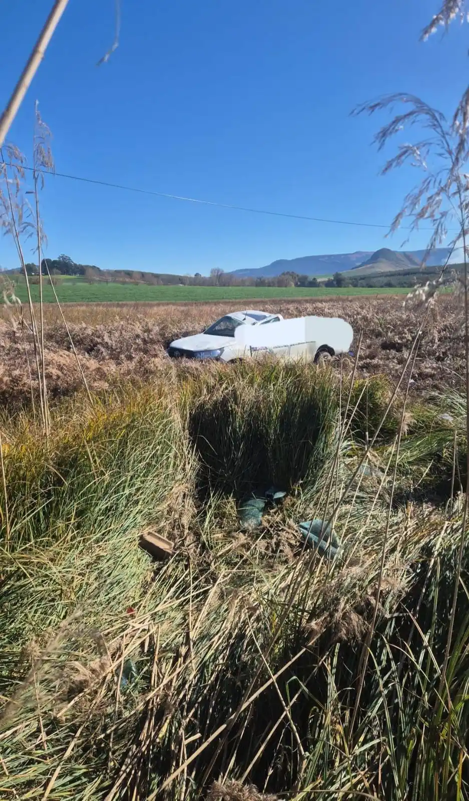 Image from LIVE TRAFFIC & Road incidents Channel: KZN Single-vehicle rollover crash ejects one patient and leaves anothe...