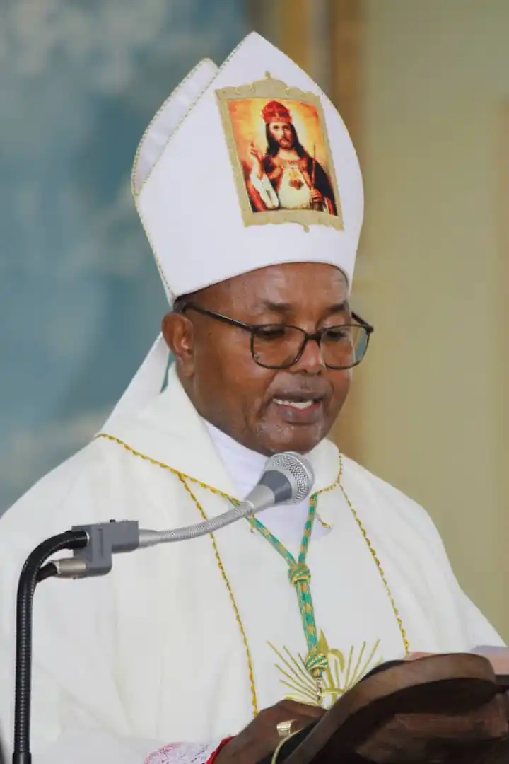 Image from Jimbo Katoliki Kigoma: Mhashamu Joseph Roman Mlola ALCP/OSS Askofu wa Jimbo Katoliki Kigoma ...