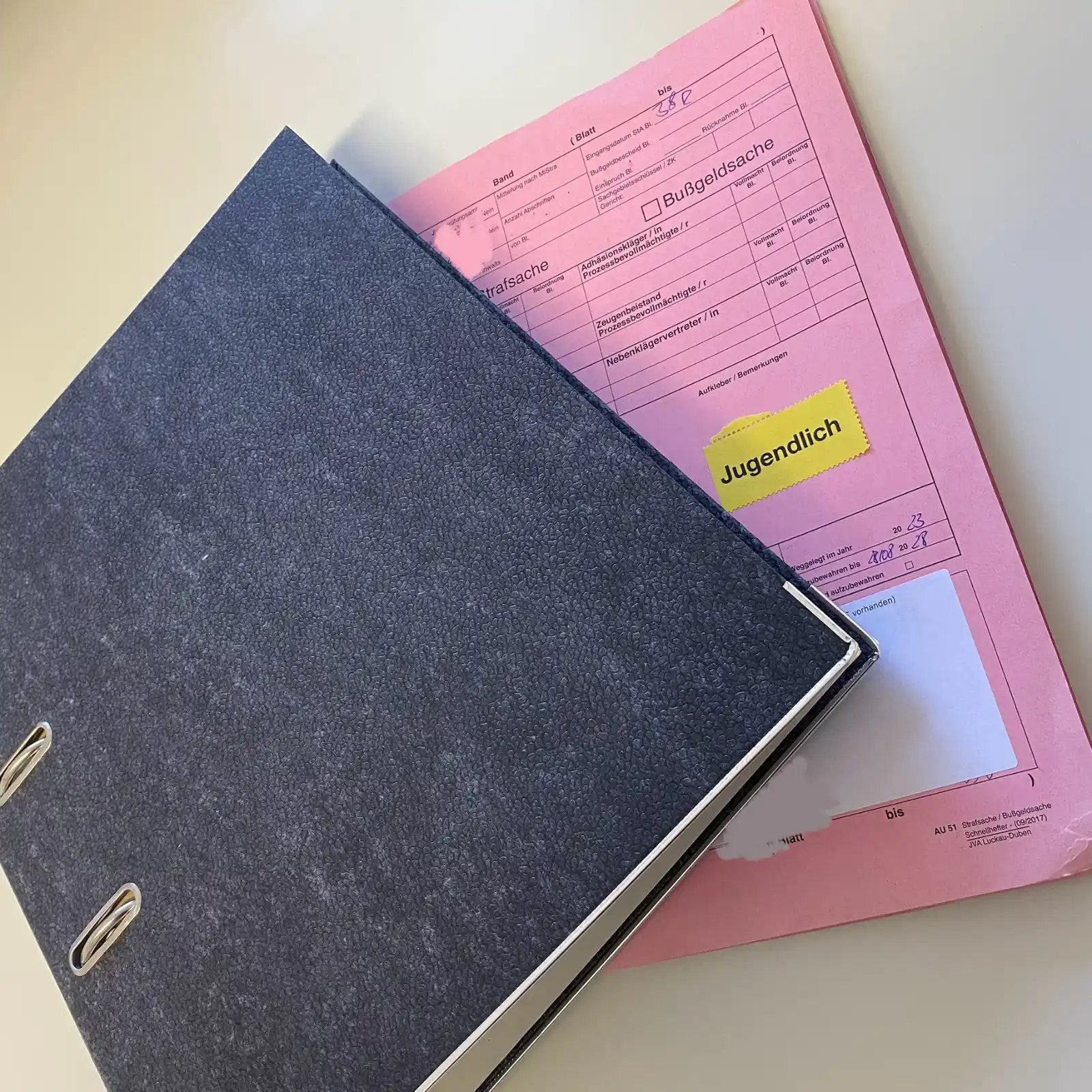 Image from Polizei Brandenburg Karriere: *Überprüfung der charakterlichen Eignung im Auswahlverfahren* Gerade ...