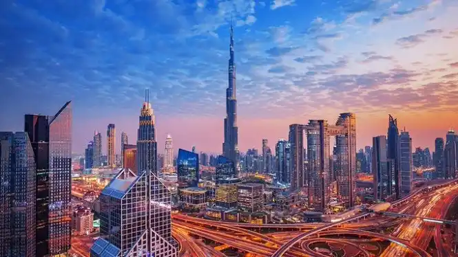 Image from أرقام الإمارات - Argaam UAE: 629 ألف مسافر عبر منافذ دبي خلال عطلة عيد الأضحى الرابط: https://arg....