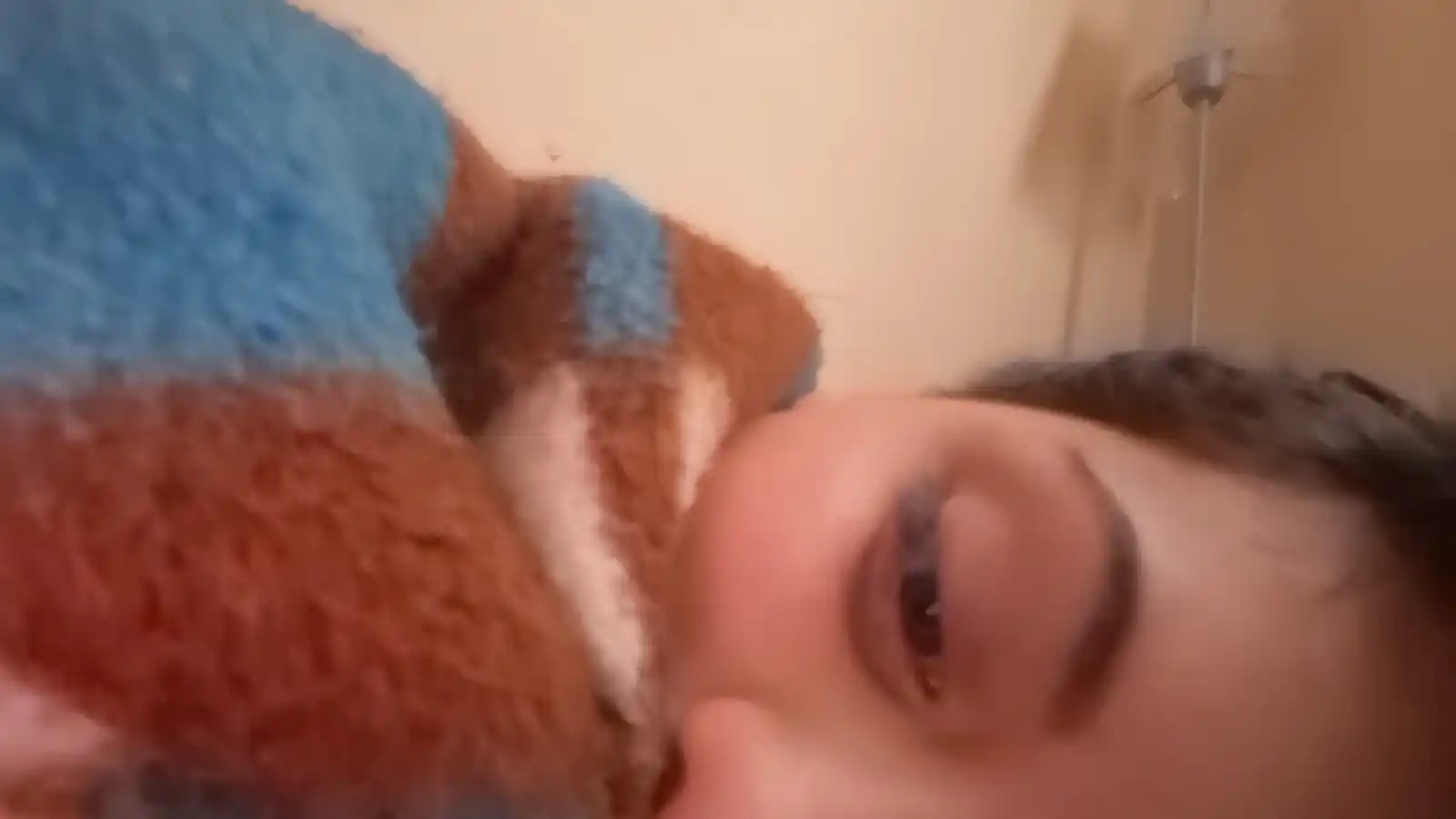 Image from Sele siendo Ceci: Descompuesta y envuelta con 6 frazadas...