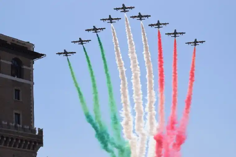 Image from Roma Capitale: 📣 *Festa della Repubblica: mercoledì notte prove della parata ai Fori...