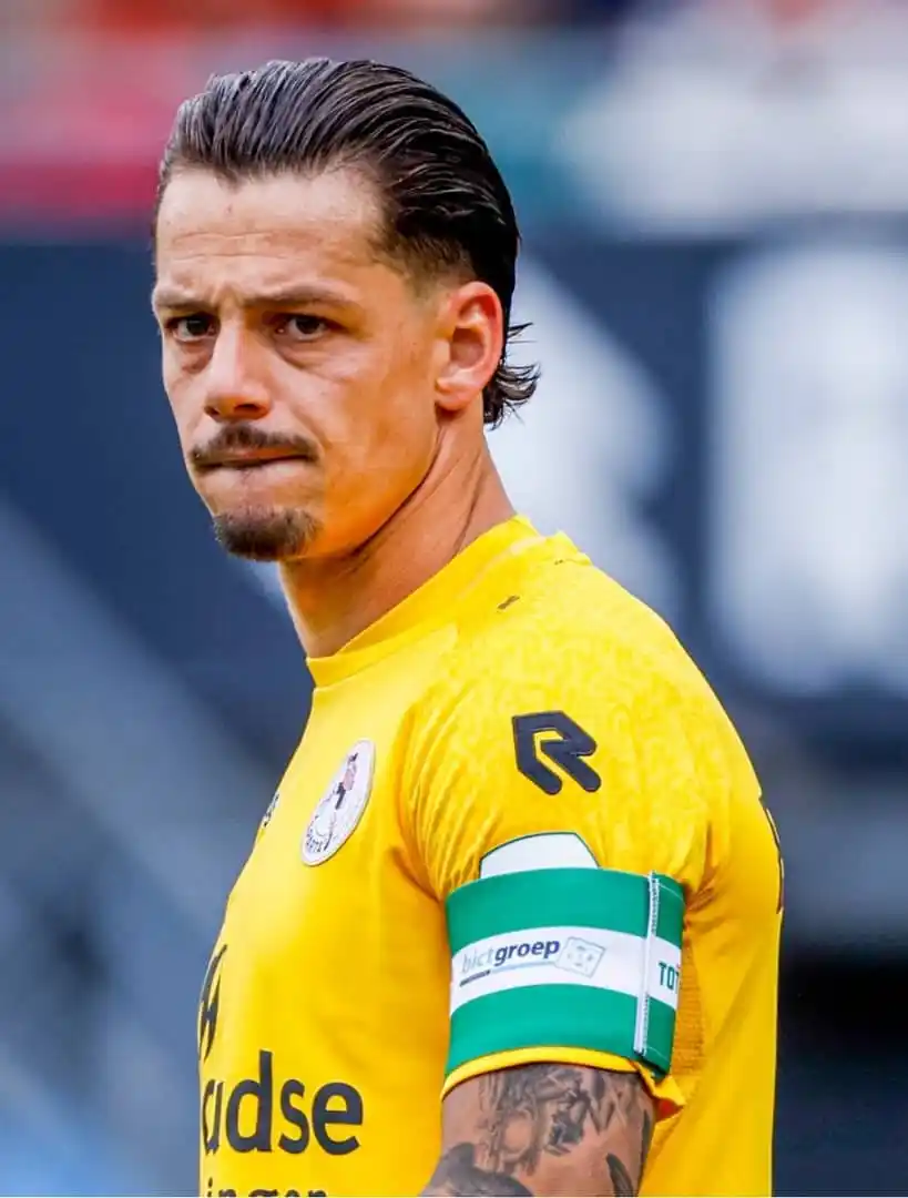 Image from SOCCER WORLD News HQ: Nick Olij has prevented the most goals in the Eredivisie since his deb...
