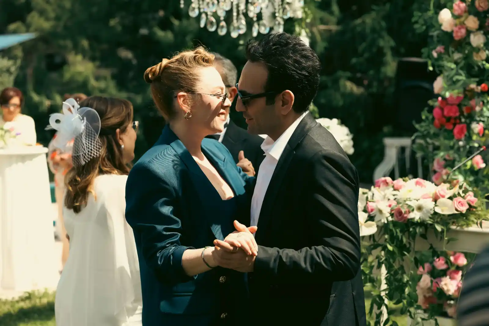 Image from Show TV : Nikah günü yaşananlar herkesin hayatını değiştiriyor! <a class="text-b...