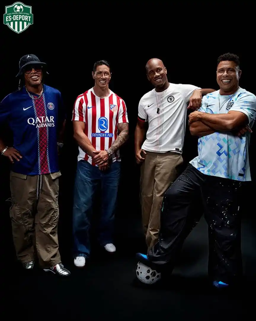 Image from ES-DEPORT ⚽👑: ¡QUE FOTON! 🤩 📸🌟 Nike reunió a Ronaldinho, Niño Torres, Drogba y R...