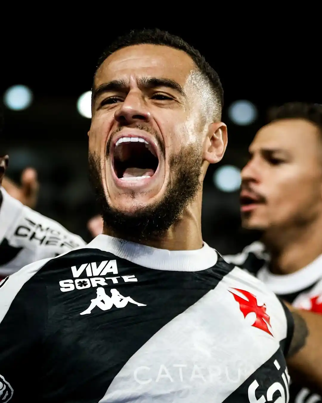 Image from Central Colina (Informações): 🚨 QUER FICAR! O meia Philippe Coutinho quer permanecer no Vasco. O ...