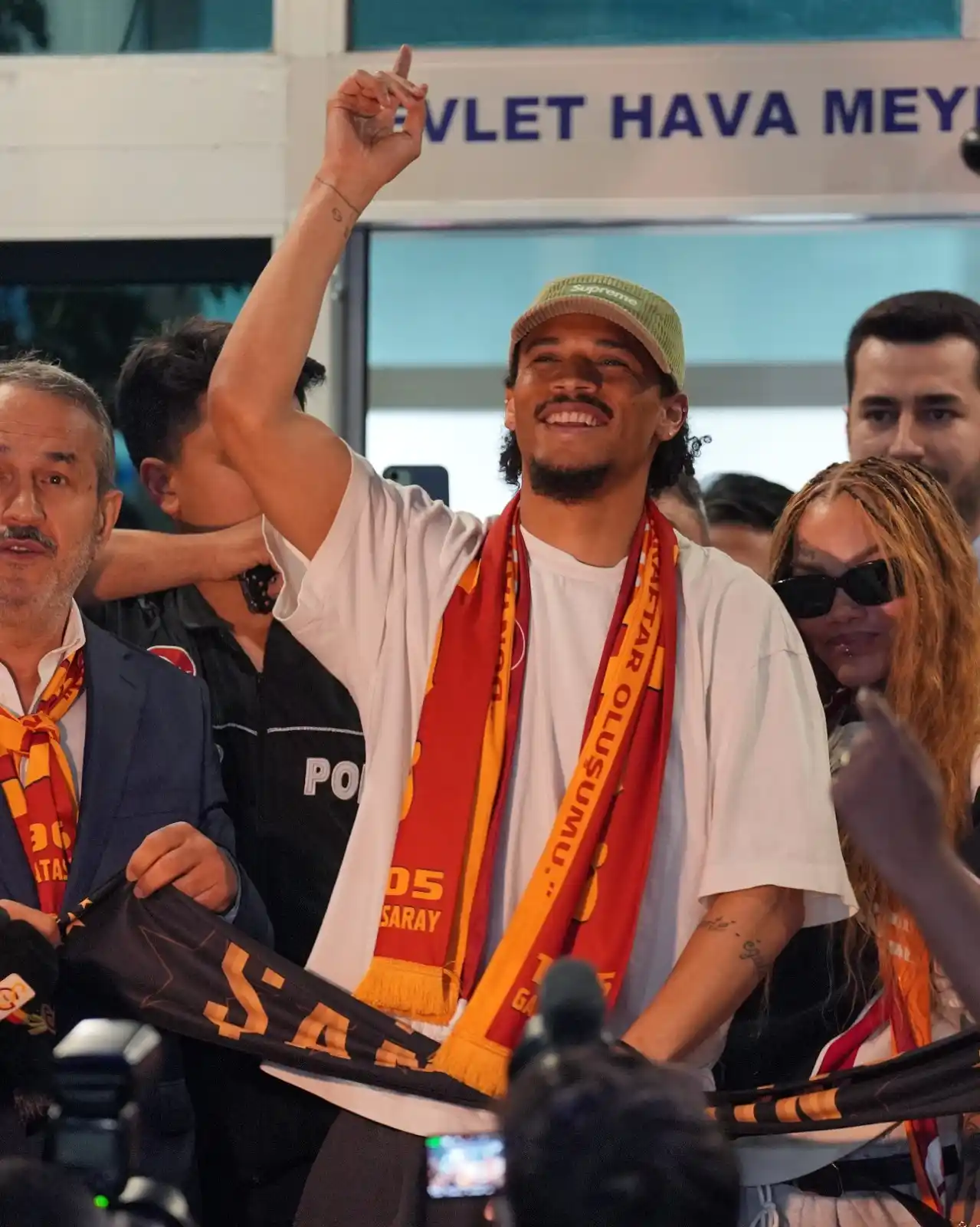 Image from Mackolik: Galatasaray, Leroy Sane'nin maliyetini KAP'a bildirdi 👇 ▪️ Sözleşme ...