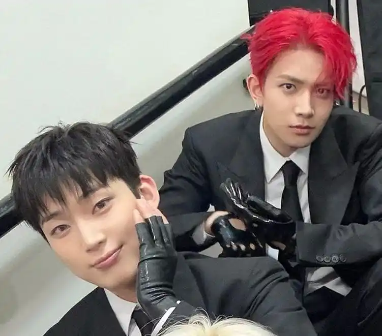 Image from 10.06: 맵즈's Labkive: Top ngondek bot manly...