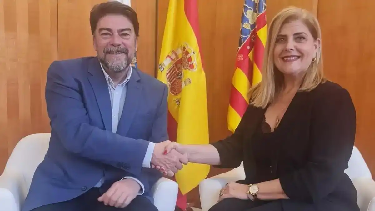 Image from elDiario.es Comunitat Valenciana: Vox exige al gobierno del PP de Alicante acabar con los centros de men...