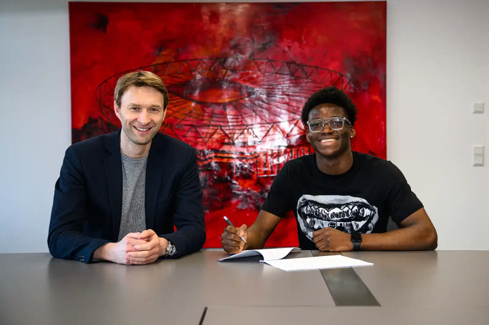 Image from Bayer 04 Leverkusen: *Bienvenue, Axel Tape! 🇫🇷* Bayer 04 verpflichtet das französische To...