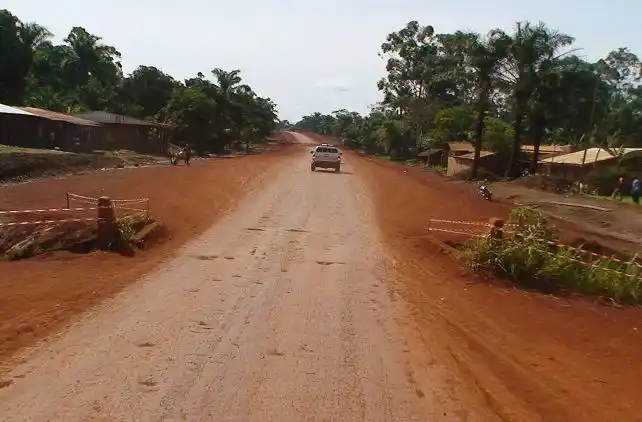 Image from EcoMatin: 🚧 *Cameroun – Routes communales : les maires montent au créneau* Fac...