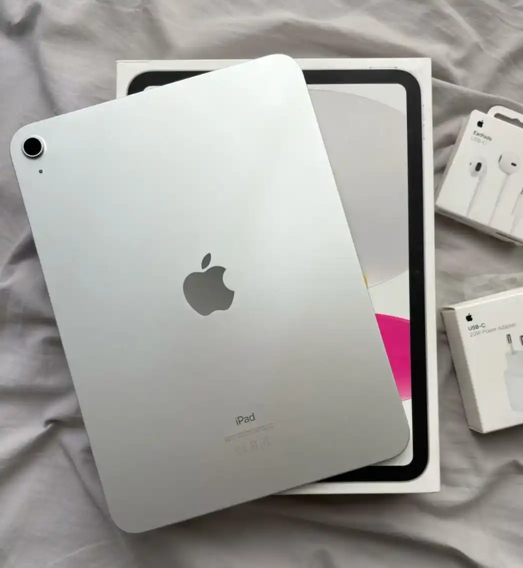 Image from Promoções e cupons 📢 por @achadinhosmos: *IPAD NO MENOR VALOR POSTADO‼️ e ate 12x sem juros 🤯* > correee, que ...