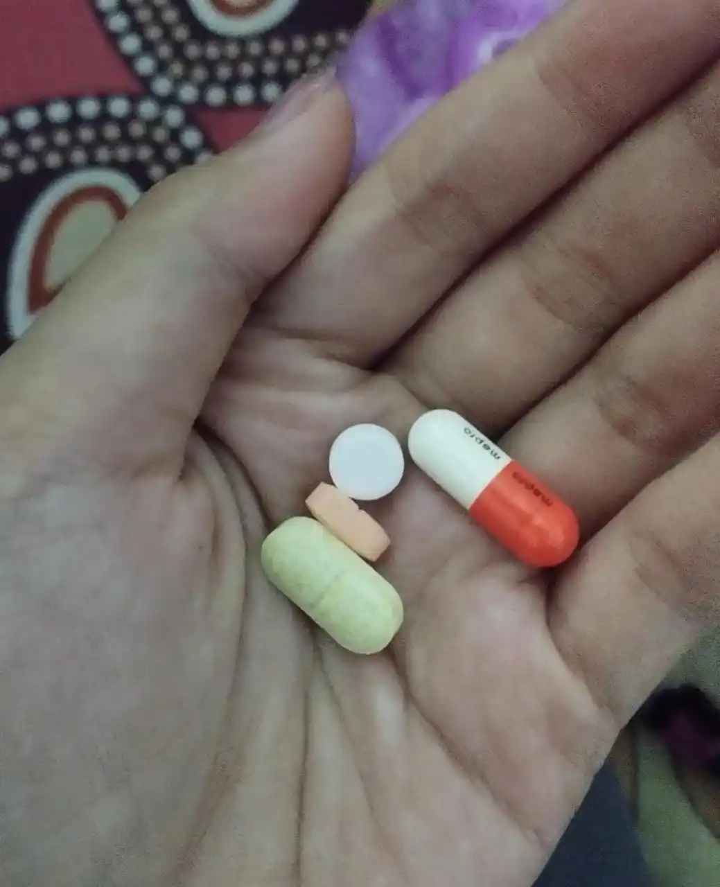 Image from fugu fugu mewink🐡: Kata dokternya kmrn  "Suntik ini mek uli e tok, bensin e ya makan, mak...