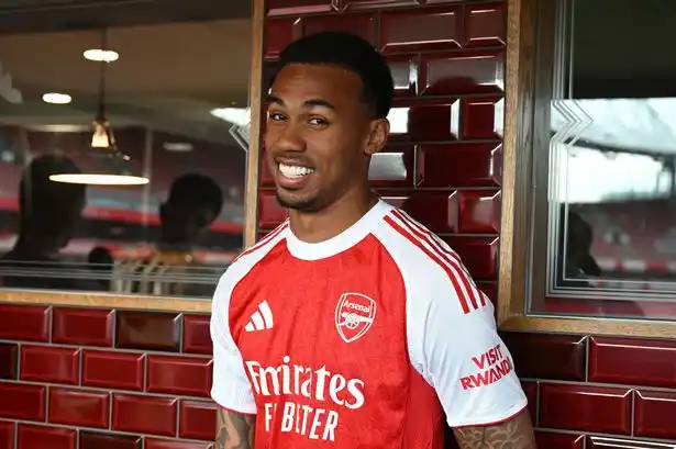 Image from GTN TV: Arsenal defender Gabriel Magalhães has signed a new contract until 202...