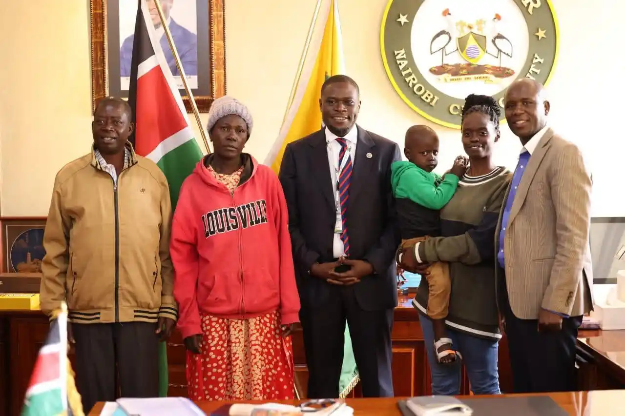 Image from GTN TV: Governor Johnson Sakaja has pledged to support the family of the late ...