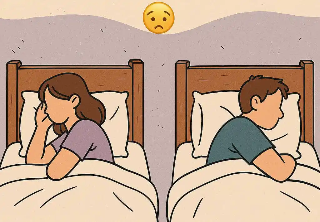 Image from أسرار ونصائح للسعادة الزوجية 💑: *هل تعرف متى يشعر شريك حياتك بالعُزلة؟* 😔 إليك أكثر اللحظات التي تُشع...