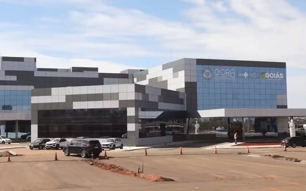 Image from g1 Goiás: *Hospital Cora inicia atendimento pela ala pediátrica para tratamento ...