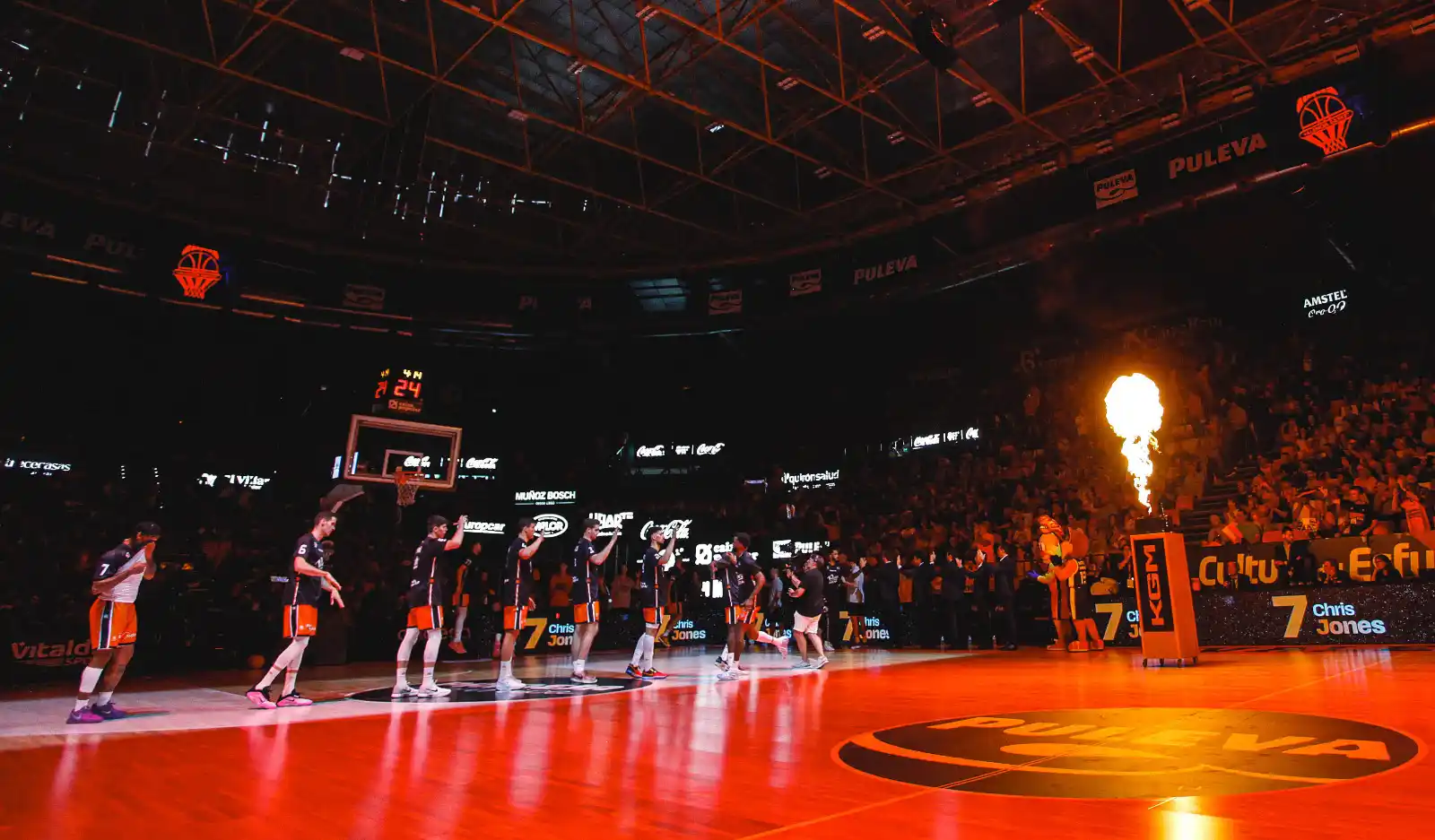 Image from Valencia Basket Club: Os cuento 😶 En toda la historia de nuestro club, *nunca* hemos sido ...