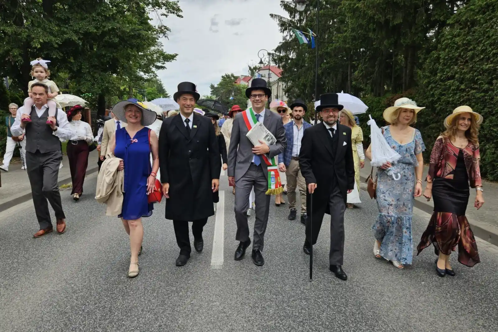Image from Gemeinde Denzlingen: Bürgermeister Markus Hollemann sendet seine Pfingstgrüße heute direkt ...