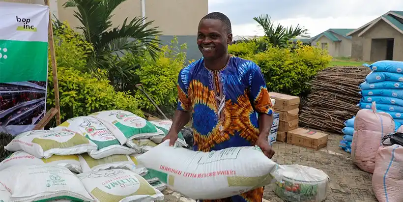 Image from IITA: *YAS redistributes input equipment to young farmers in Oyo* The IITA ...