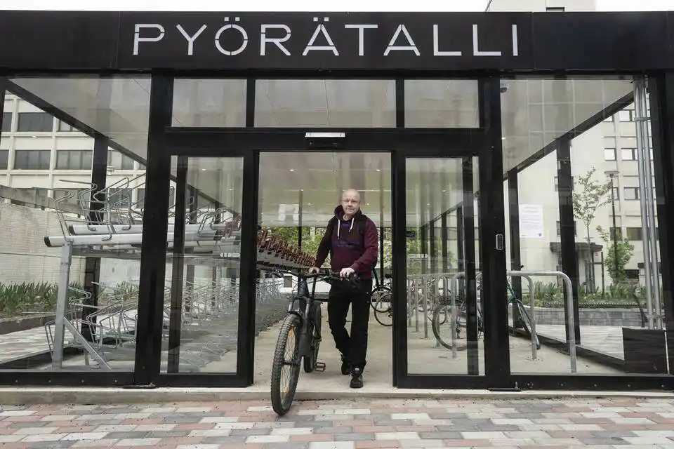 Image from Savon Sanomat: Kuopion kohuttu pyörätalli ei ole ollut yleisöryntäys. Tällä hetkellä ...