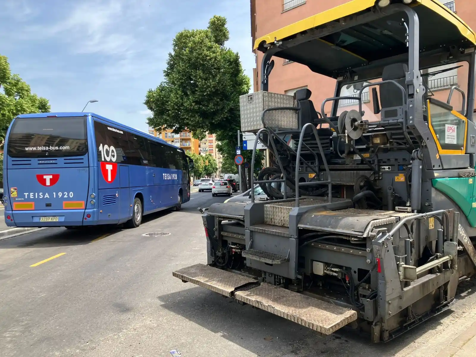 Image from Ajuntament de Salt: 🚧 Aquest dimarts 3 de juny es realitzarà l’asfaltatge final de les ob...