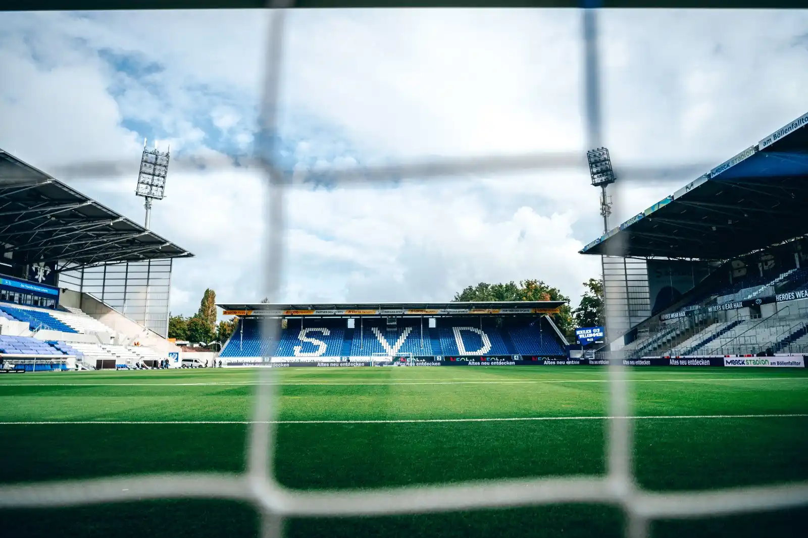 Image from SV Darmstadt 98: Einer der besten Plätze der vergangenen Zweitliga-Saison! 🌱 Beim "Pit...