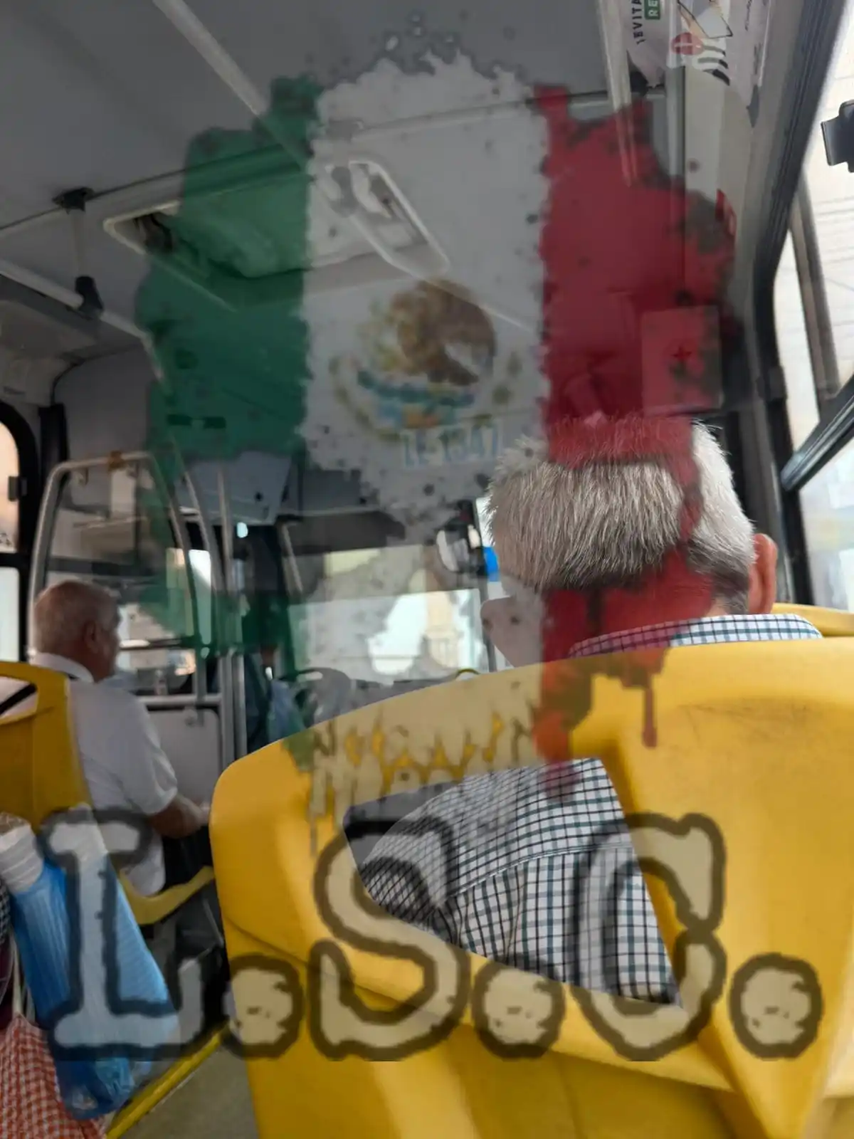 Image from L.S.C 🇲🇽💀: este camionero acaba de aventar a una mujer de la tercera edad, se dio...
