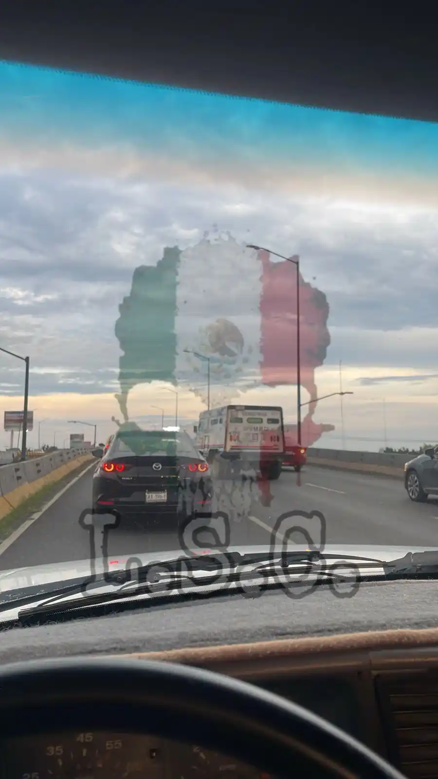 Image from L.S.C 🇲🇽💀: LSC 🇲🇽💀 Camioneta de valores descompuesta generando mucho tráfico ...
