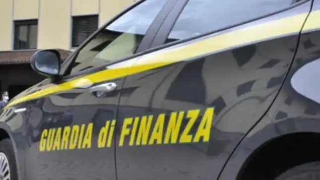 Image from Cagliaripad.it: *Sassari, fatture false per 25 milioni di euro: blitz della Guardia di...