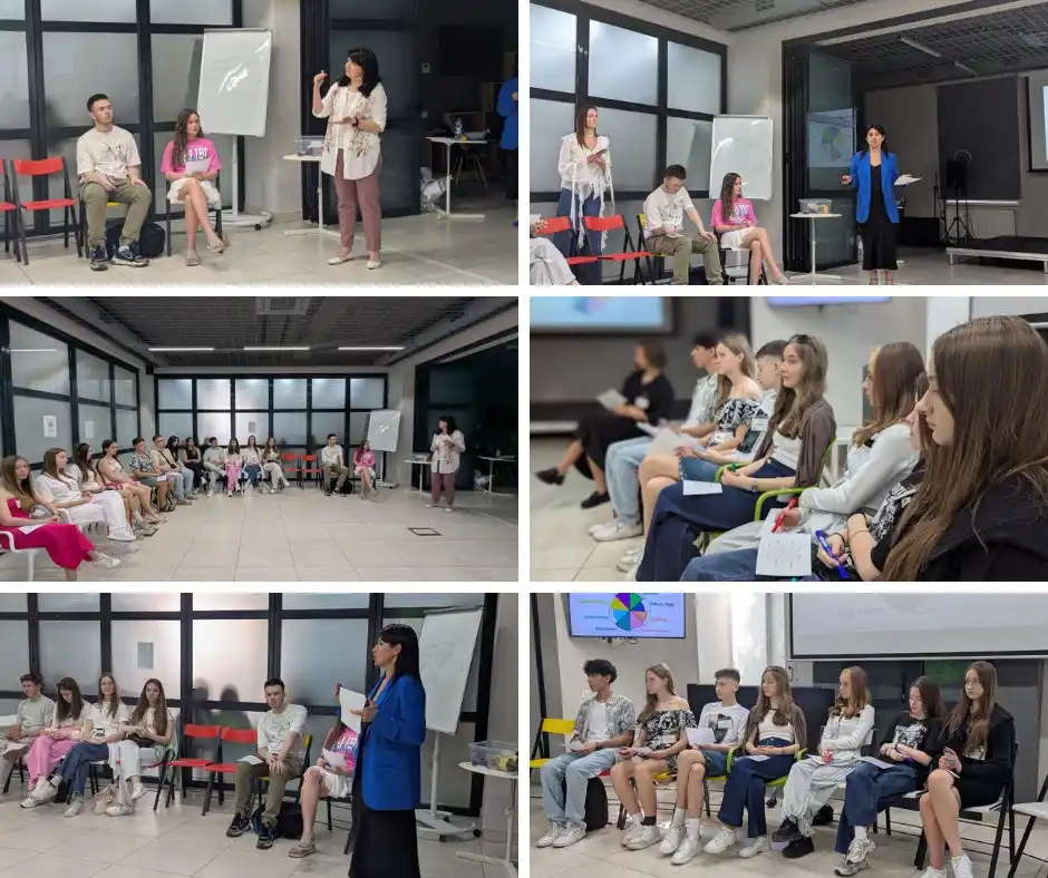 Image from Вінницька міська рада: *У Вінниці завершився курс громадянської освіти для підлітків «Must ha...