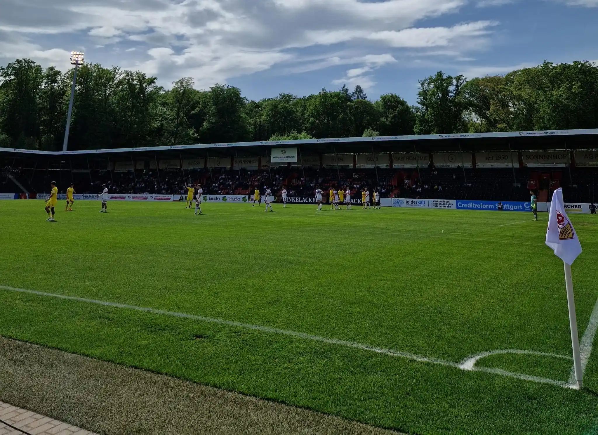 Image from VfB Stuttgart - Die Fanbeauftragten: *VfB U17 im Halbfinale!* Am *Samstag um 11 Uhr* spielt unsere VfB U17...