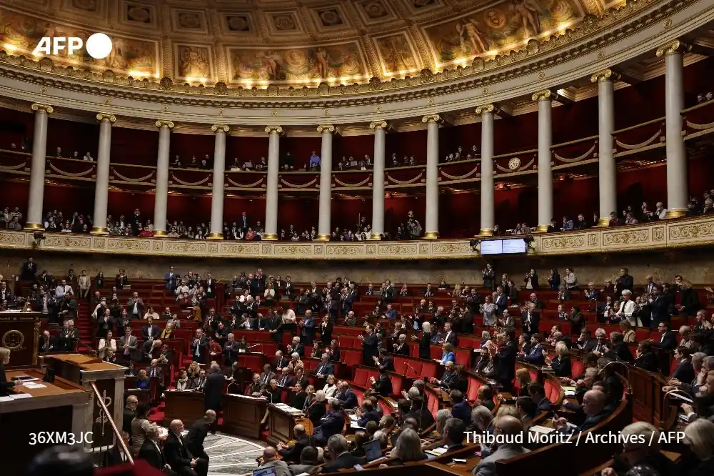 Image from AFP (Agence France-Presse): 2️⃣ La loi agricole dite Duplomb, qui divise l'Assemblée sur la *réint...