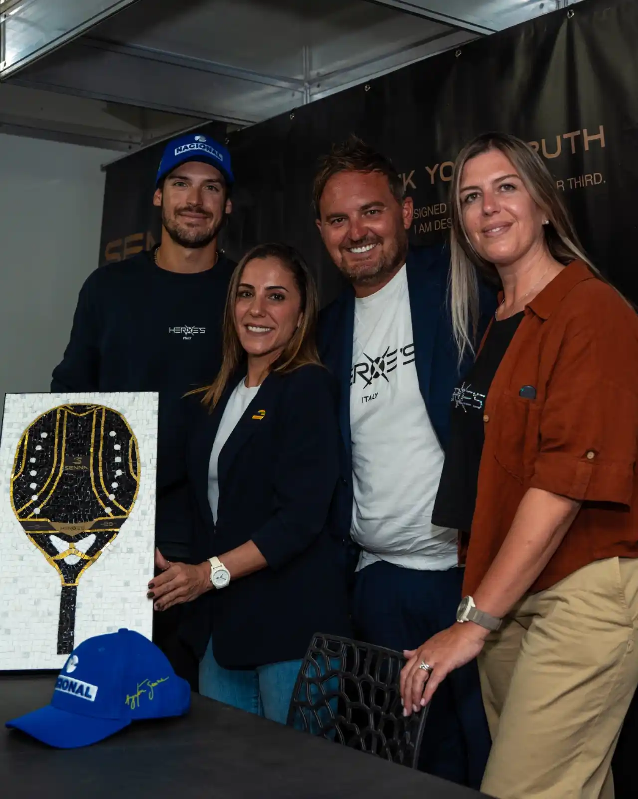 Image from Tenis News: Beach Tennis e Automobilismo se unem em homenagem a Ayrton Senna https...