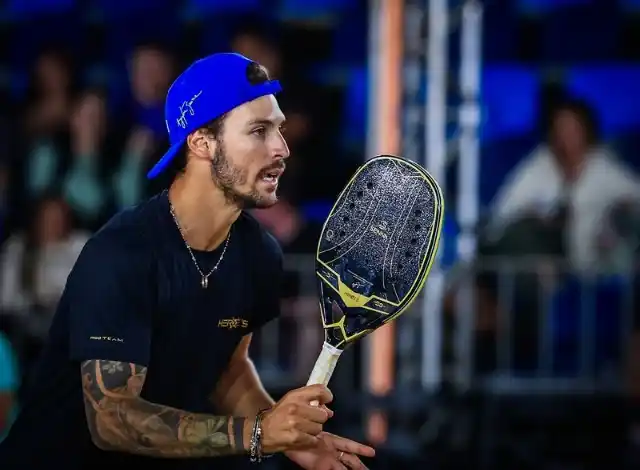 Image from Tenis News: Italiano estreia raquete de Ayrton Senna com vitória em Brasília  http...