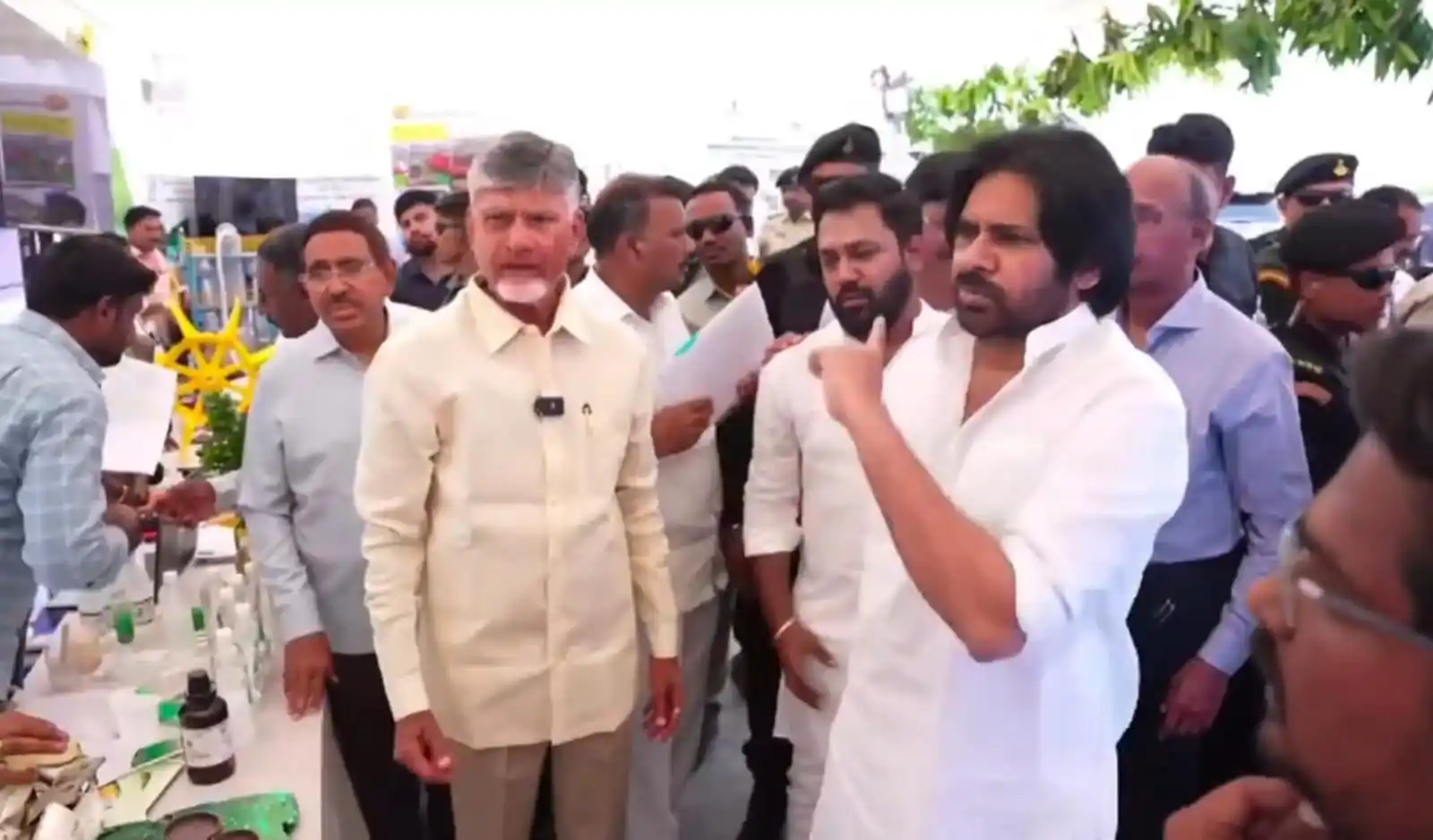 Image from Polamreddy Dinesh Reddy | TDP: స్వచ్ఛ హరితాంధ్ర కోసం అడుగేద్దాం – ప్లాస్టిక్ పెనుబుతాన్ని తరిమేద్దాం!...