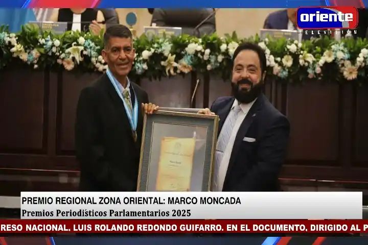 Image from Oriente Televisión Canal 28: EN VIVO: 𝐏𝐫𝐞𝐦𝐢𝐨𝐬 𝐏𝐞𝐫𝐢𝐨𝐝𝐢́𝐬𝐭𝐢𝐜𝐨𝐬 𝐏𝐚𝐫𝐥𝐚𝐦𝐞𝐧𝐭...