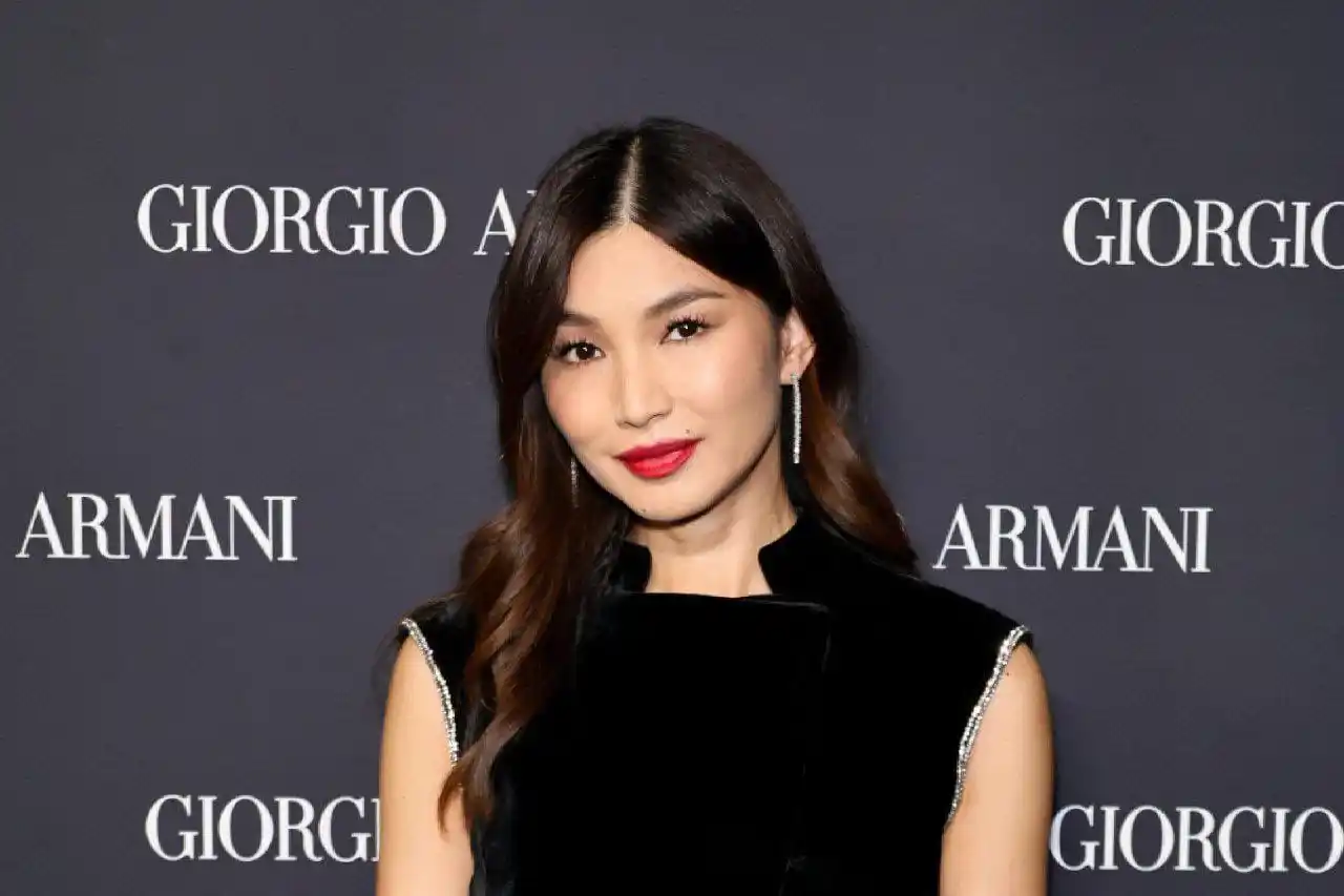 Image from Spotcine: *📰 `The Five-Star Weekend` | Gemma Chan (Eternals) entrou para o elen...