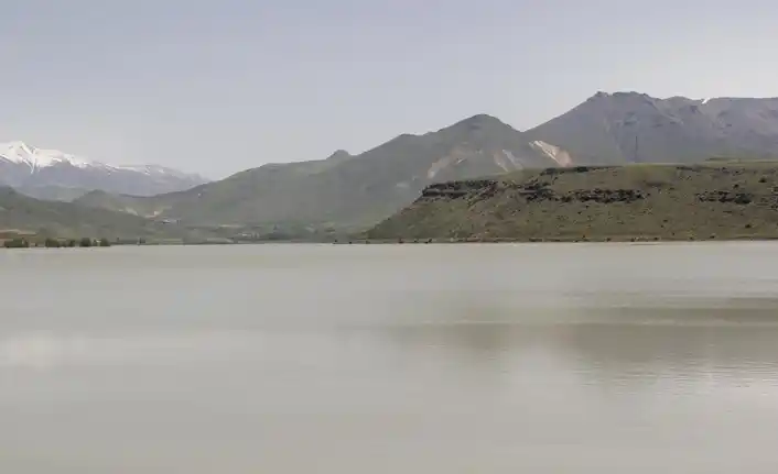 Image from Van Telgraf: Van'ın Erciş ilçesindeki Koçköprü Barajı, ilkbahar yağışlarıyla yüzde ...