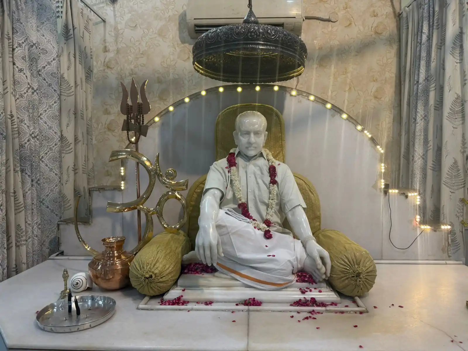 Image from Guruji Of Gurgaon: *Guruji Friday Blessings*...