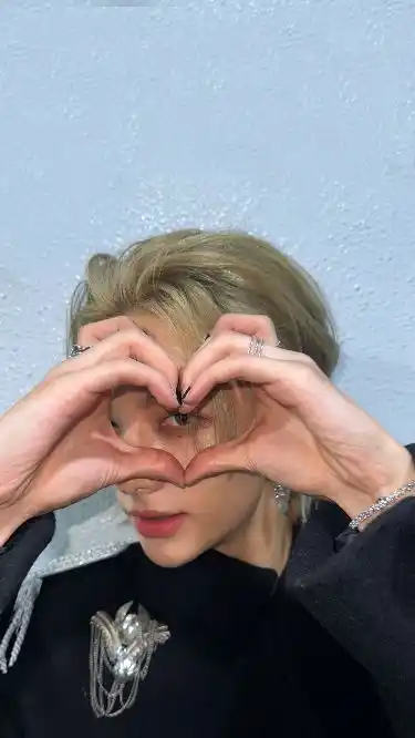 𝗵𝘆𝗻𝗷𝗶𝗻𝗻𝗻✅                           ╎𝗛𝗪𝗔𝗡𝗚𝗛𝗬𝗨𝗡𝗝𝗜𝗡╎𝗦𝗞𝗭╎𝗦𝗞𝗭𝗛𝗬𝗨𝗡𝗝𝗜𝗡╎ HYUNJIN ╎╎HWAGHYUNJI post