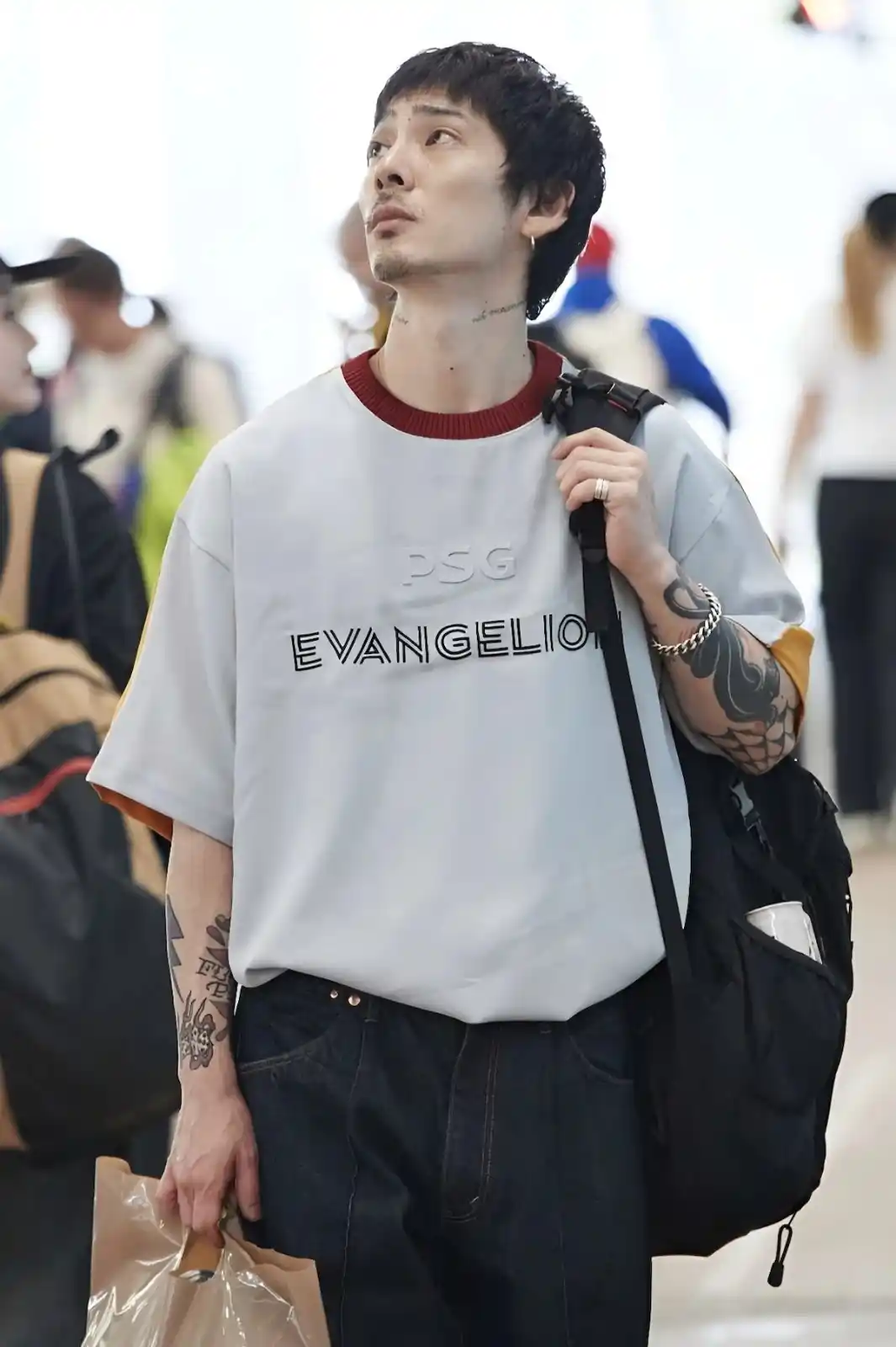 ESSENTIAL HOMME post