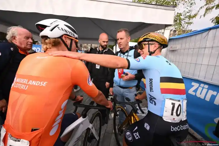 Image from Wielerkrant.be: Alleen zij twee weten het op dat moment: uitspraak Remco Evenepoel br...