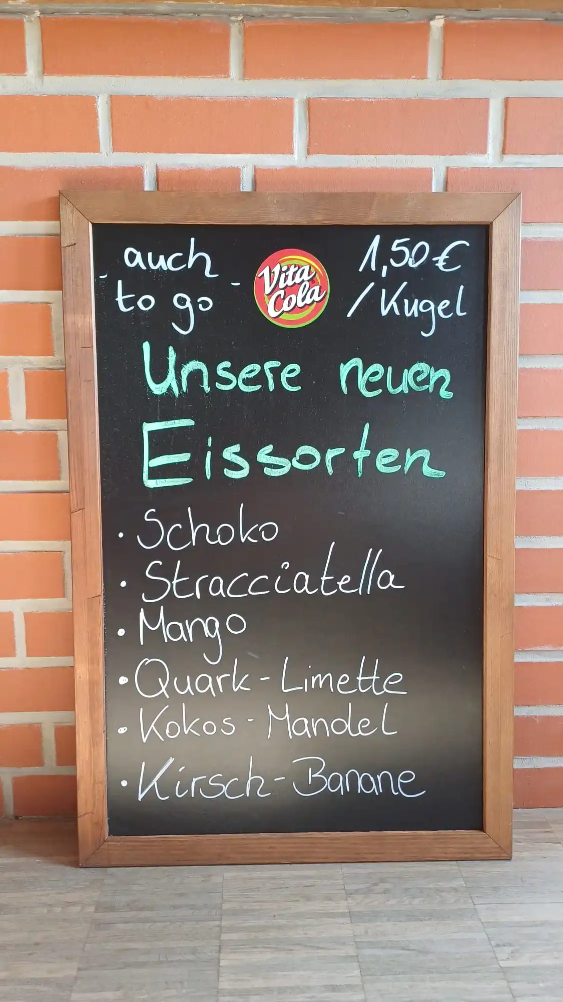 Image from Gaststätte "Am Sportplatz" Siebenlehn: Erhältlich auch in der Waffel oder im Becher zum Mitnehmen. 🍦🍨...