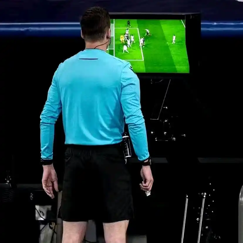 Image from The Ball Live Updates: 🚨 Following approval from the IFAB, referees will wear body cameras d...