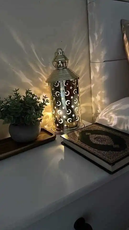 Image from كلمات وخواطر جميله: في ليلة الجمعة .. آللهُــــــمَّ اسقِ قلوبنا بِذكركَ حتّى تُروى.. وأش...