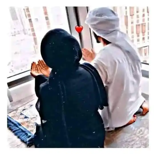 Image from کـٰٖٜٜ۬ྱـٱࣲࣥنۨٱࣲࣥلࣥ بِنۨٱࣲࣥتࣥ✰ عٰٓٱࣲࣥیس۪۪ثۭـུ۪۪ྃـ۪۪ہ: *فکر نکنید آنهایی که در راه عبادت زحمت* *میکشند از راحتی و* *خواب و ...