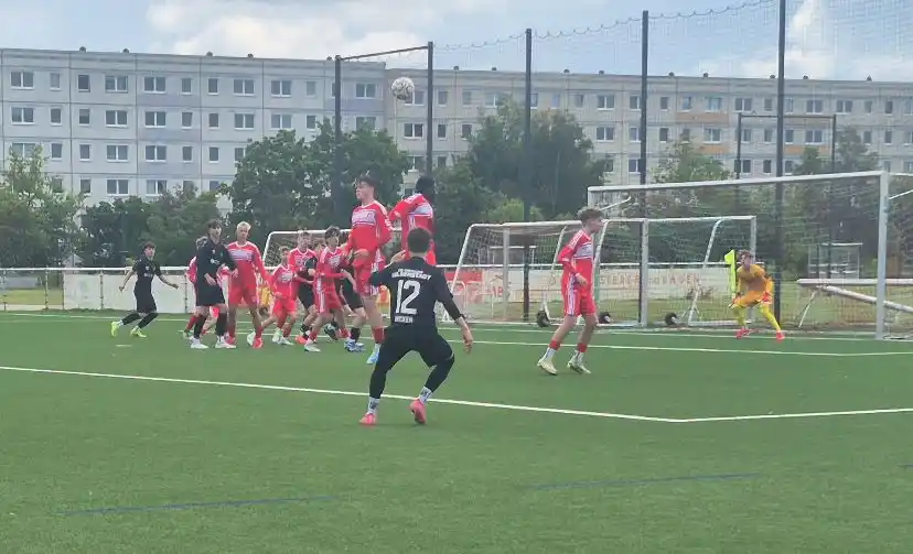 Image from VfB Germania Halberstadt e.V.: Fußball Nachwuchs: ... Meister Siegt gegen Vizemeister der C-Ju Verban...