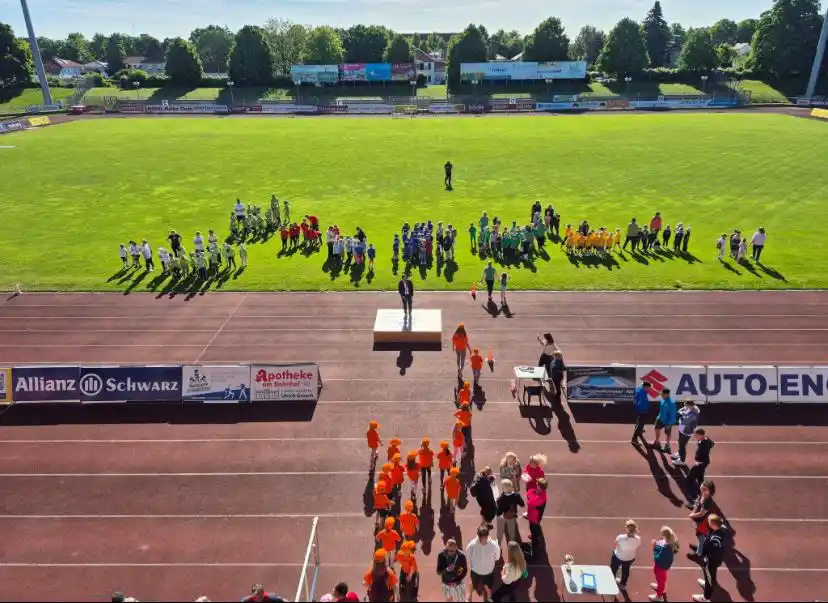 Image from VfB Germania Halberstadt e.V.: *** KiTa Sportfest im Friedensstadion *** 280 Kindergarten-Kinder erle...