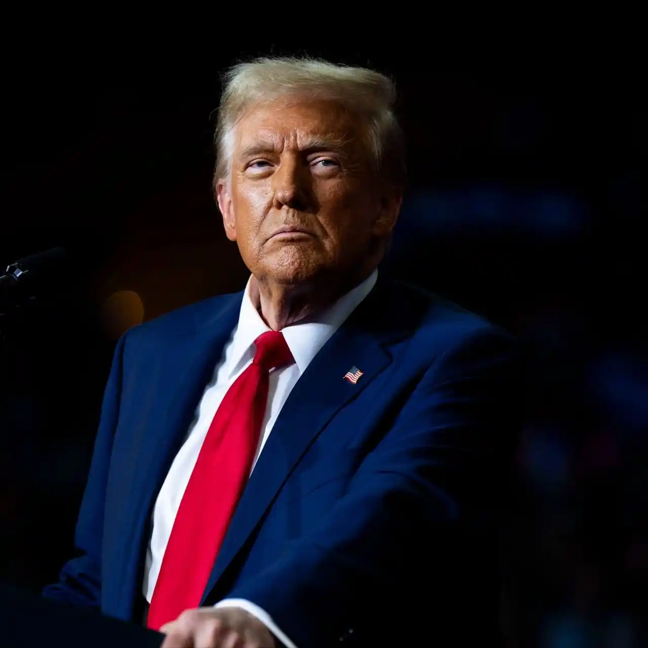 Image from ReussirCrypto: *LE PROJET DE LOI BUDGÉTAIRE DE TRUMP POURRAIT 📉 RUINER LES FINANCES ...